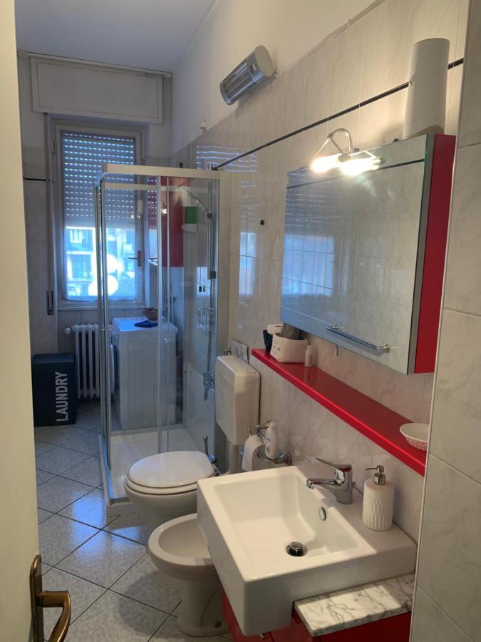 Appartamento nel cuore di Arona Esterno foto
